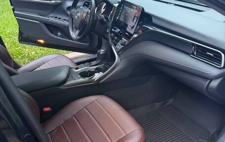 Toyota Camry, 2021 год, 3 450 000 рублей, 11 фотография