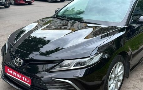 Toyota Camry, 2021 год, 3 450 000 рублей, 12 фотография