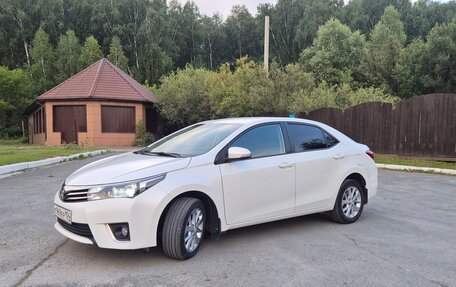 Toyota Corolla, 2015 год, 1 390 000 рублей, 9 фотография