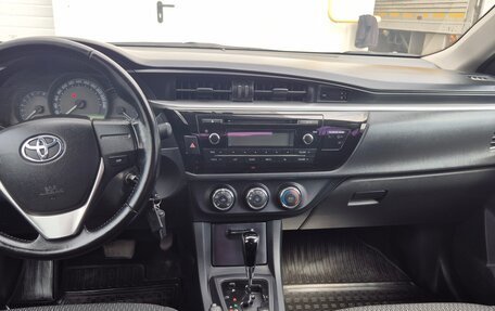 Toyota Corolla, 2015 год, 1 390 000 рублей, 11 фотография