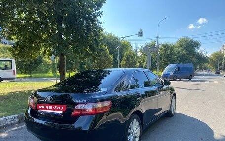 Toyota Camry, 2011 год, 1 520 000 рублей, 2 фотография