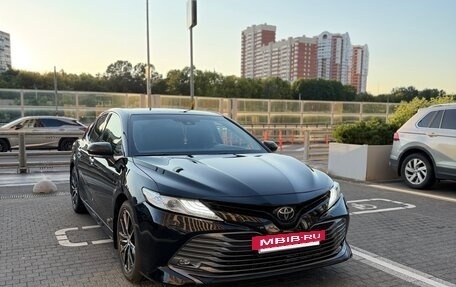 Toyota Camry, 2020 год, 3 250 000 рублей, 2 фотография