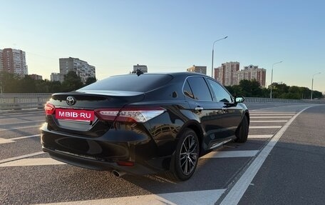 Toyota Camry, 2020 год, 3 250 000 рублей, 6 фотография