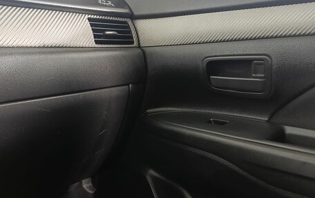 Mitsubishi Outlander III рестайлинг 3, 2012 год, 1 260 000 рублей, 12 фотография