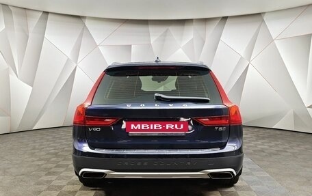 Volvo V90 Cross Country I рестайлинг, 2018 год, 3 293 000 рублей, 8 фотография