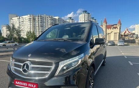 Mercedes-Benz V-Класс, 2018 год, 4 130 000 рублей, 2 фотография