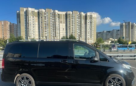 Mercedes-Benz V-Класс, 2018 год, 4 130 000 рублей, 9 фотография