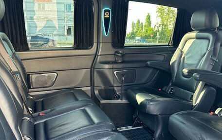 Mercedes-Benz V-Класс, 2018 год, 4 130 000 рублей, 16 фотография