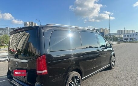 Mercedes-Benz V-Класс, 2018 год, 4 130 000 рублей, 8 фотография