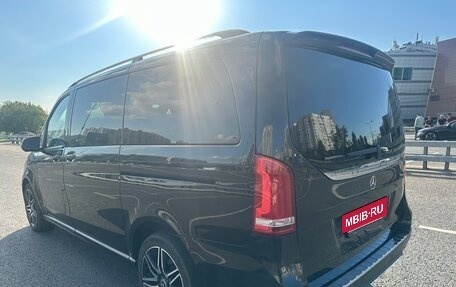 Mercedes-Benz V-Класс, 2018 год, 4 130 000 рублей, 13 фотография