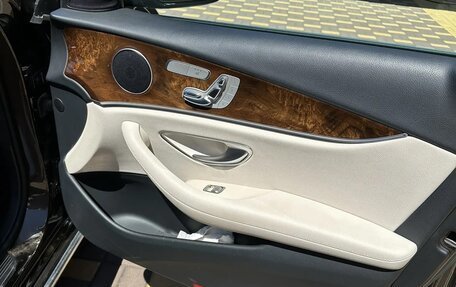 Mercedes-Benz E-Класс, 2016 год, 2 700 000 рублей, 5 фотография