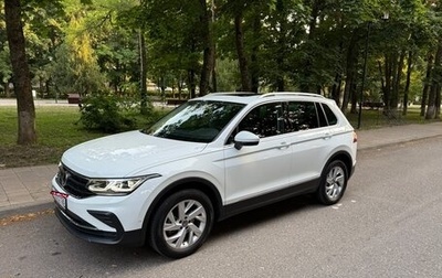 Volkswagen Tiguan II, 2021 год, 3 350 000 рублей, 1 фотография