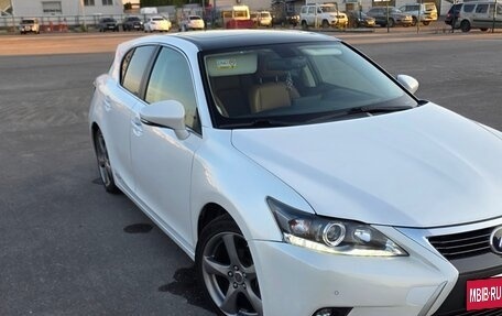 Lexus CT I рестайлинг, 2017 год, 2 100 000 рублей, 1 фотография