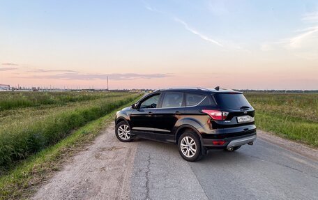 Ford Kuga III, 2017 год, 1 850 000 рублей, 2 фотография