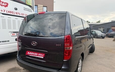 Hyundai H-1 II рестайлинг, 2020 год, 2 930 000 рублей, 4 фотография