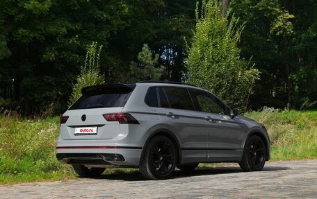 Volkswagen Tiguan II, 2021 год, 3 800 000 рублей, 4 фотография