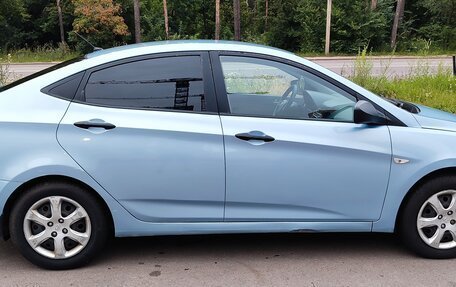 Hyundai Solaris II рестайлинг, 2013 год, 595 000 рублей, 8 фотография
