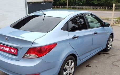 Hyundai Solaris II рестайлинг, 2013 год, 595 000 рублей, 5 фотография