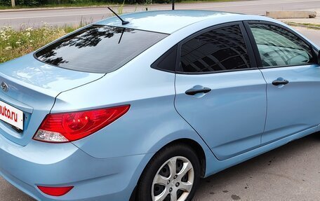 Hyundai Solaris II рестайлинг, 2013 год, 595 000 рублей, 10 фотография
