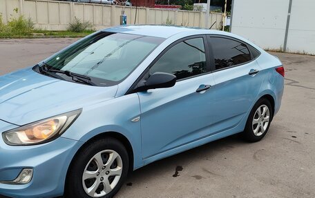 Hyundai Solaris II рестайлинг, 2013 год, 595 000 рублей, 17 фотография