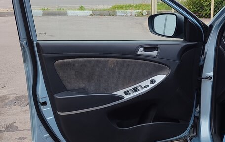 Hyundai Solaris II рестайлинг, 2013 год, 595 000 рублей, 11 фотография