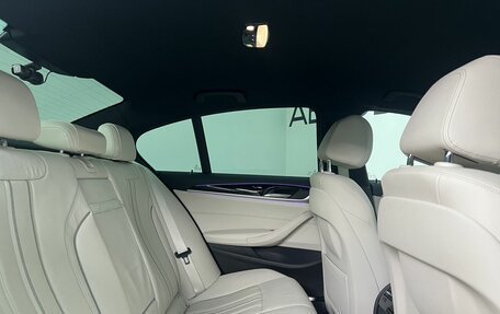 BMW 5 серия, 2021 год, 5 390 000 рублей, 14 фотография