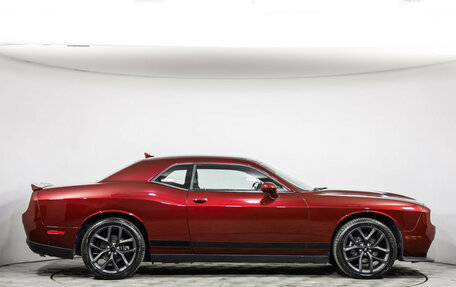 Dodge Challenger III рестайлинг 2, 2019 год, 3 028 509 рублей, 4 фотография