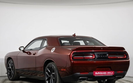Dodge Challenger III рестайлинг 2, 2019 год, 3 028 509 рублей, 8 фотография