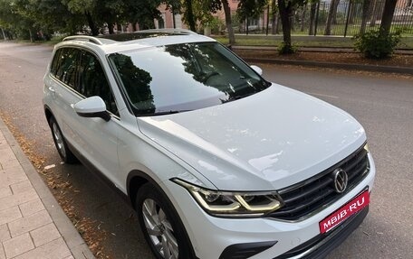 Volkswagen Tiguan II, 2021 год, 3 350 000 рублей, 21 фотография