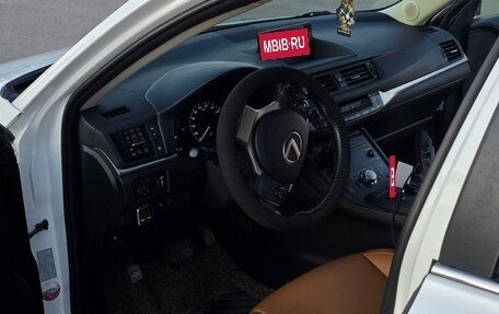 Lexus CT I рестайлинг, 2017 год, 2 100 000 рублей, 20 фотография