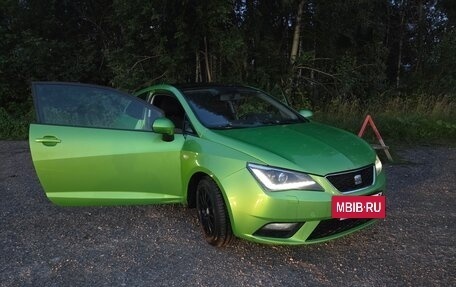 SEAT Ibiza IV рестайлинг 2, 2013 год, 500 000 рублей, 3 фотография