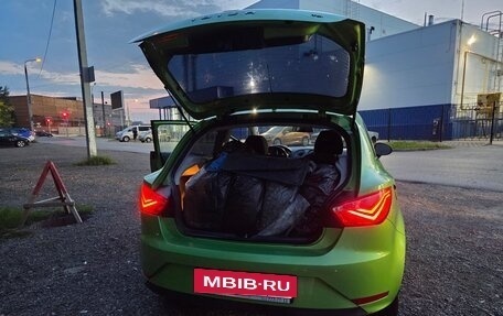 SEAT Ibiza IV рестайлинг 2, 2013 год, 500 000 рублей, 5 фотография