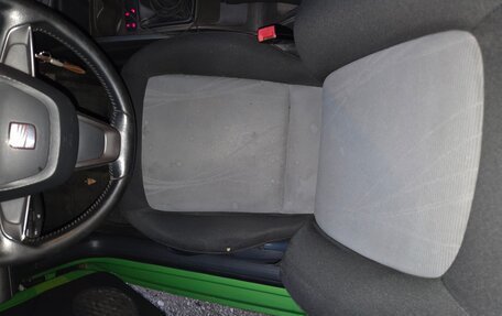 SEAT Ibiza IV рестайлинг 2, 2013 год, 500 000 рублей, 13 фотография