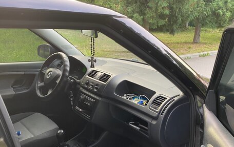 Skoda Fabia II, 2013 год, 600 000 рублей, 3 фотография