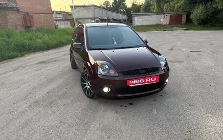 Ford Fiesta, 2007 год, 450 000 рублей, 4 фотография