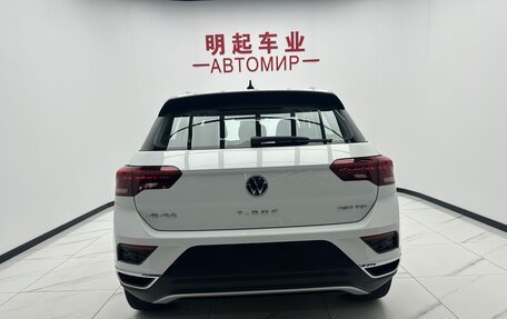 Volkswagen T-Roc I, 2022 год, 1 400 000 рублей, 6 фотография