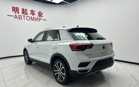 Volkswagen T-Roc I, 2022 год, 1 400 000 рублей, 5 фотография