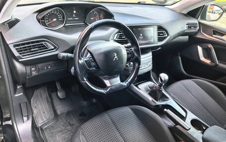 Peugeot 308 II, 2019 год, 1 365 000 рублей, 5 фотография