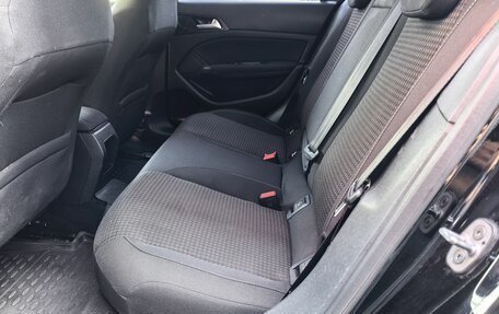 Peugeot 308 II, 2019 год, 1 365 000 рублей, 18 фотография