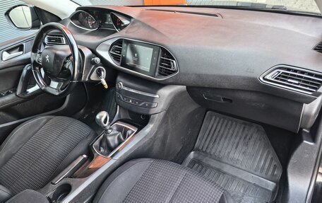 Peugeot 308 II, 2019 год, 1 365 000 рублей, 10 фотография