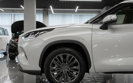 Toyota Highlander, 2026 год, 5 500 000 рублей, 30 фотография