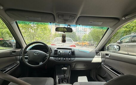Toyota Camry V40, 2005 год, 720 000 рублей, 2 фотография