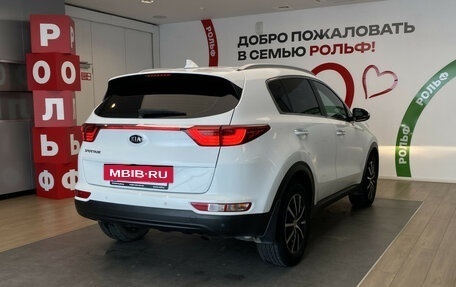 KIA Sportage IV рестайлинг, 2018 год, 1 870 000 рублей, 4 фотография