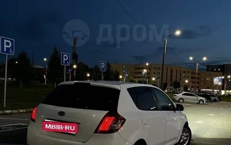 KIA cee'd I рестайлинг, 2011 год, 700 000 рублей, 8 фотография