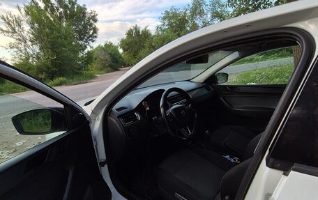 Skoda Rapid I, 2015 год, 650 000 рублей, 5 фотография