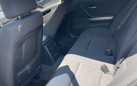 BMW 3 серия, 2007 год, 1 040 000 рублей, 16 фотография