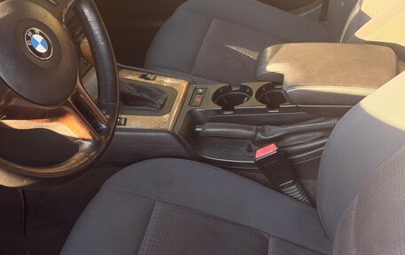 BMW 3 серия, 2002 год, 499 000 рублей, 16 фотография