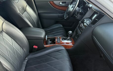 Infiniti FX II, 2011 год, 1 850 000 рублей, 14 фотография