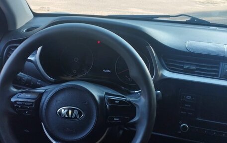 KIA Rio IV, 2021 год, 1 100 000 рублей, 10 фотография