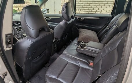 Volvo V70 III рестайлинг, 2002 год, 1 100 000 рублей, 9 фотография
